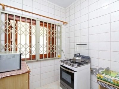 Casa à venda com 240m², 3 quartos, 2 suítes, 4 vagas no bairro Tristeza em Porto Alegre - Foto 8