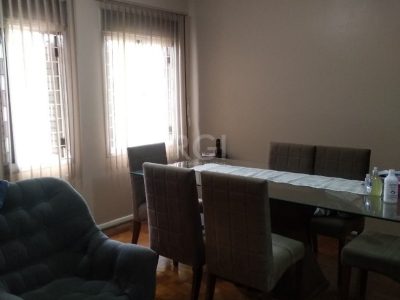 Apartamento à venda com 87m², 2 quartos, 1 vaga no bairro Partenon em Porto Alegre - Foto 3