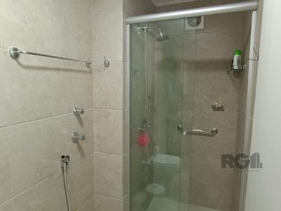 Apartamento à venda com 106m², 3 quartos, 1 suíte, 1 vaga no bairro Menino Deus em Porto Alegre - Foto 9