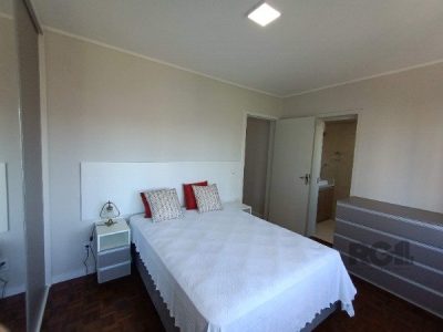 Apartamento à venda com 106m², 3 quartos, 1 suíte, 1 vaga no bairro Menino Deus em Porto Alegre - Foto 18