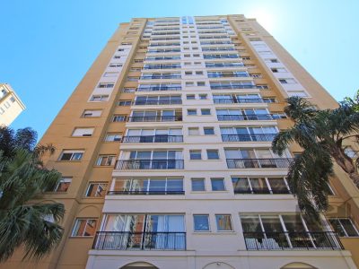 Apartamento à venda com 120m², 3 quartos, 1 suíte, 2 vagas no bairro Jardim Europa em Porto Alegre - Foto 10