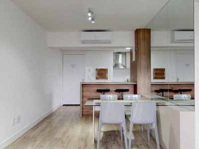 Apartamento à venda com 62m², 2 quartos, 1 suíte, 2 vagas no bairro Jardim do Salso em Porto Alegre - Foto 3