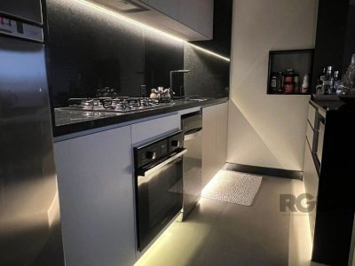 Apartamento à venda com 65m², 2 quartos, 1 suíte, 1 vaga no bairro Tristeza em Porto Alegre - Foto 8