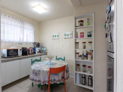 Cobertura à venda com 255m², 5 quartos, 1 suíte, 2 vagas no bairro Menino Deus em Porto Alegre - Foto 5