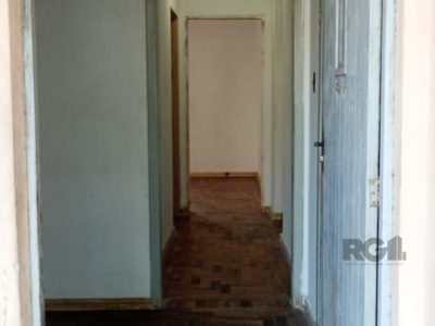 Casa à venda com 150m², 3 quartos, 1 vaga no bairro Santa Tereza em Porto Alegre - Foto 4