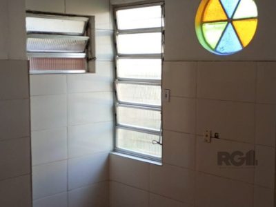 Casa à venda com 150m², 3 quartos, 1 vaga no bairro Santa Tereza em Porto Alegre - Foto 6