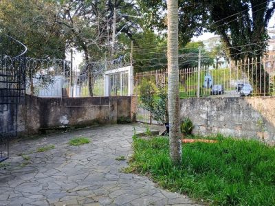 Casa à venda com 150m², 3 quartos, 1 vaga no bairro Santa Tereza em Porto Alegre - Foto 2