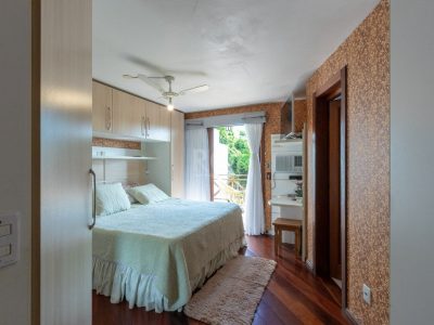 Casa Condominio à venda com 175m², 3 quartos, 1 suíte, 4 vagas no bairro Tristeza em Porto Alegre - Foto 25