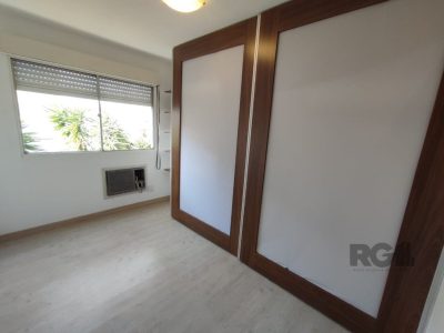 Apartamento à venda com 63m², 3 quartos, 1 vaga no bairro Santo Antônio em Porto Alegre - Foto 13