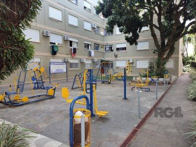 Apartamento à venda com 63m², 3 quartos, 1 vaga no bairro Santo Antônio em Porto Alegre - Foto 27