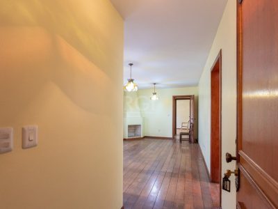 Apartamento à venda com 98m², 2 quartos, 1 suíte, 1 vaga no bairro Mont Serrat em Porto Alegre - Foto 2