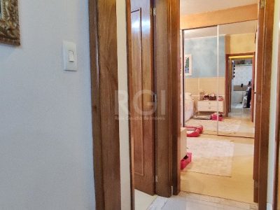 Apartamento à venda com 76m², 2 quartos, 1 suíte, 2 vagas no bairro Jardim Itu em Porto Alegre - Foto 15