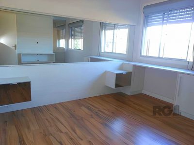 Apartamento à venda com 72m², 2 quartos, 1 suíte, 1 vaga no bairro Petrópolis em Porto Alegre - Foto 7