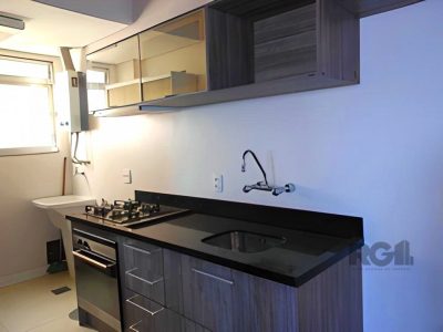 Apartamento à venda com 72m², 2 quartos, 1 suíte, 1 vaga no bairro Petrópolis em Porto Alegre - Foto 3