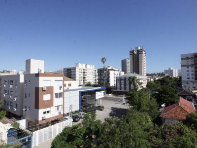 Cobertura à venda com 165m², 3 quartos, 1 suíte, 2 vagas no bairro Santana em Porto Alegre - Foto 42