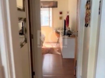 Apartamento à venda com 65m², 2 quartos no bairro Bom Fim em Porto Alegre - Foto 8