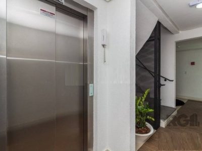 Apartamento à venda com 38m², 1 quarto, 1 suíte, 1 vaga no bairro Menino Deus em Porto Alegre - Foto 11