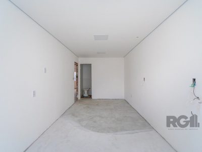 Casa à venda com 96m², 3 quartos, 2 suítes, 3 vagas no bairro Cristal em Porto Alegre - Foto 13