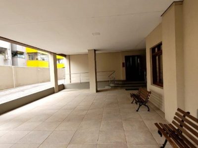 Apartamento à venda com 73m², 2 quartos, 1 suíte, 1 vaga no bairro Santana em Porto Alegre - Foto 25