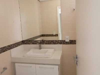 Apartamento à venda com 73m², 2 quartos, 1 suíte, 1 vaga no bairro Santana em Porto Alegre - Foto 12