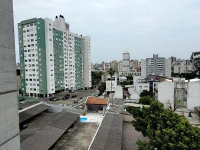 Apartamento à venda com 73m², 2 quartos, 1 suíte, 1 vaga no bairro Santana em Porto Alegre - Foto 21