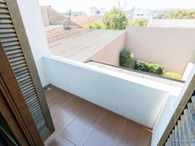 Casa à venda com 244m², 3 quartos, 3 suítes, 2 vagas no bairro Ipanema em Porto Alegre - Foto 25