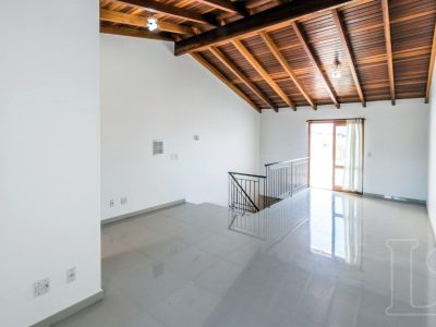 Casa à venda com 244m², 3 quartos, 3 suítes, 2 vagas no bairro Ipanema em Porto Alegre - Foto 29