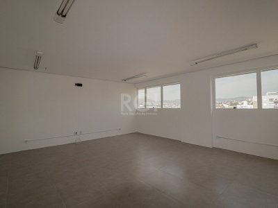 Conjunto/Sala à venda com 36m² no bairro Menino Deus em Porto Alegre - Foto 2