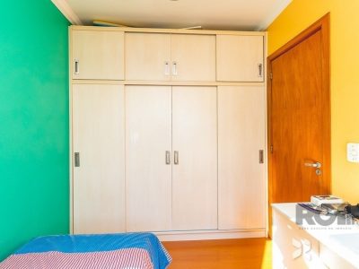 Apartamento à venda com 72m², 2 quartos, 1 suíte, 1 vaga no bairro Passo d'Areia em Porto Alegre - Foto 22