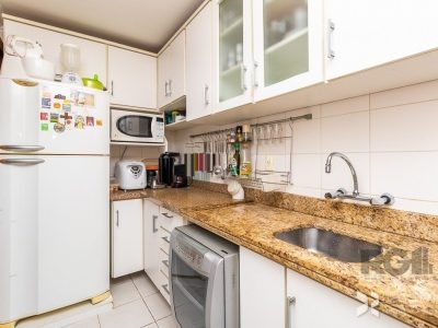 Apartamento à venda com 72m², 2 quartos, 1 suíte, 1 vaga no bairro Passo d'Areia em Porto Alegre - Foto 13