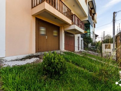 Casa à venda com 203m², 3 quartos, 1 suíte, 3 vagas no bairro Ipanema em Porto Alegre - Foto 4