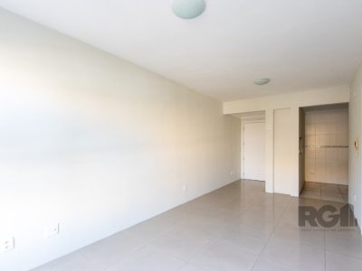 Apartamento à venda com 53m², 1 quarto, 1 suíte, 1 vaga no bairro Cristal em Porto Alegre - Foto 4