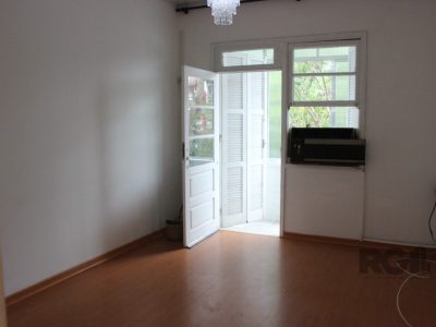 Apartamento à venda com 66m², 2 quartos, 1 vaga no bairro Navegantes em Porto Alegre - Foto 8