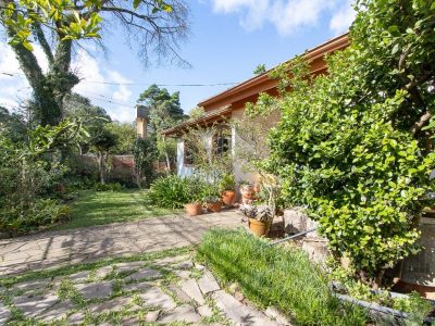 Casa à venda com 162m², 4 quartos, 1 suíte, 1 vaga no bairro Santa Tereza em Porto Alegre - Foto 5