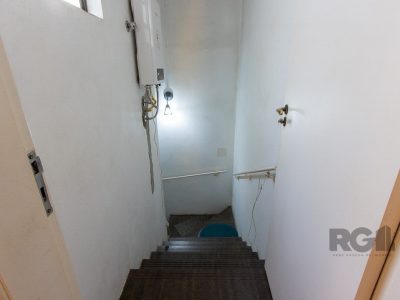 Casa à venda com 162m², 4 quartos, 1 suíte, 1 vaga no bairro Santa Tereza em Porto Alegre - Foto 28