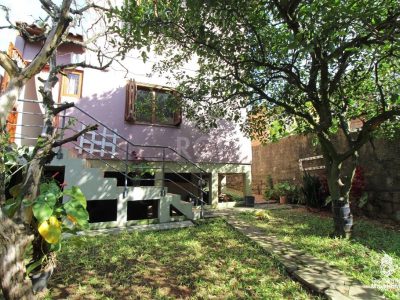 Casa à venda com 212m², 3 quartos, 2 vagas no bairro Medianeira em Porto Alegre - Foto 52