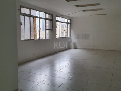 Conjunto/Sala à venda com 157m² no bairro Centro Histórico em Porto Alegre - Foto 3