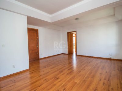 Apartamento à venda com 98m², 2 quartos, 1 suíte, 2 vagas no bairro Moinhos de Vento em Porto Alegre - Foto 3