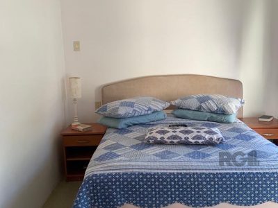 Apartamento à venda com 92m², 3 quartos, 1 suíte, 1 vaga no bairro Vila Ipiranga em Porto Alegre - Foto 9