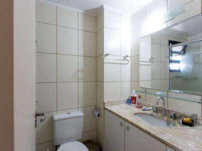 Cobertura à venda com 145m², 3 quartos, 1 suíte, 2 vagas no bairro Tristeza em Porto Alegre - Foto 33