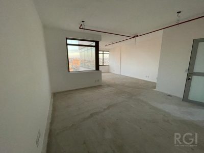 Conjunto/Sala à venda com 47m², 1 vaga no bairro Floresta em Porto Alegre - Foto 4