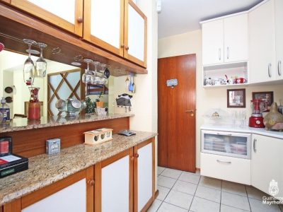 Casa à venda com 275m², 4 quartos, 3 suítes, 4 vagas no bairro Glória em Porto Alegre - Foto 9