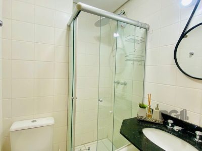 Apartamento à venda com 64m², 2 quartos, 1 suíte, 1 vaga no bairro Petrópolis em Porto Alegre - Foto 15