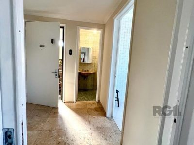 Apartamento à venda com 100m², 3 quartos, 2 vagas no bairro Petrópolis em Porto Alegre - Foto 17