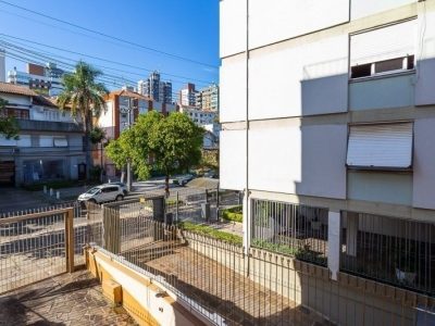 Apartamento à venda com 84m², 2 quartos, 1 vaga no bairro Petrópolis em Porto Alegre - Foto 18