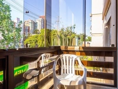 Apartamento à venda com 84m², 2 quartos, 1 vaga no bairro Petrópolis em Porto Alegre - Foto 11