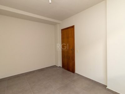 Apartamento à venda com 102m², 2 quartos, 1 vaga no bairro Passo d'Areia em Porto Alegre - Foto 10