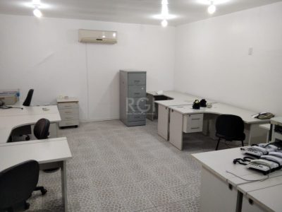 Conjunto/Sala à venda com 300m² no bairro Passo d'Areia em Porto Alegre - Foto 15