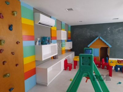 Apartamento à venda com 72m², 3 quartos, 1 suíte, 1 vaga no bairro São João em Porto Alegre - Foto 11