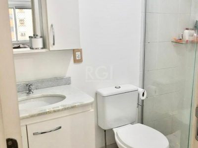 Apartamento à venda com 66m², 3 quartos, 1 suíte, 1 vaga no bairro Santo Antônio em Porto Alegre - Foto 15